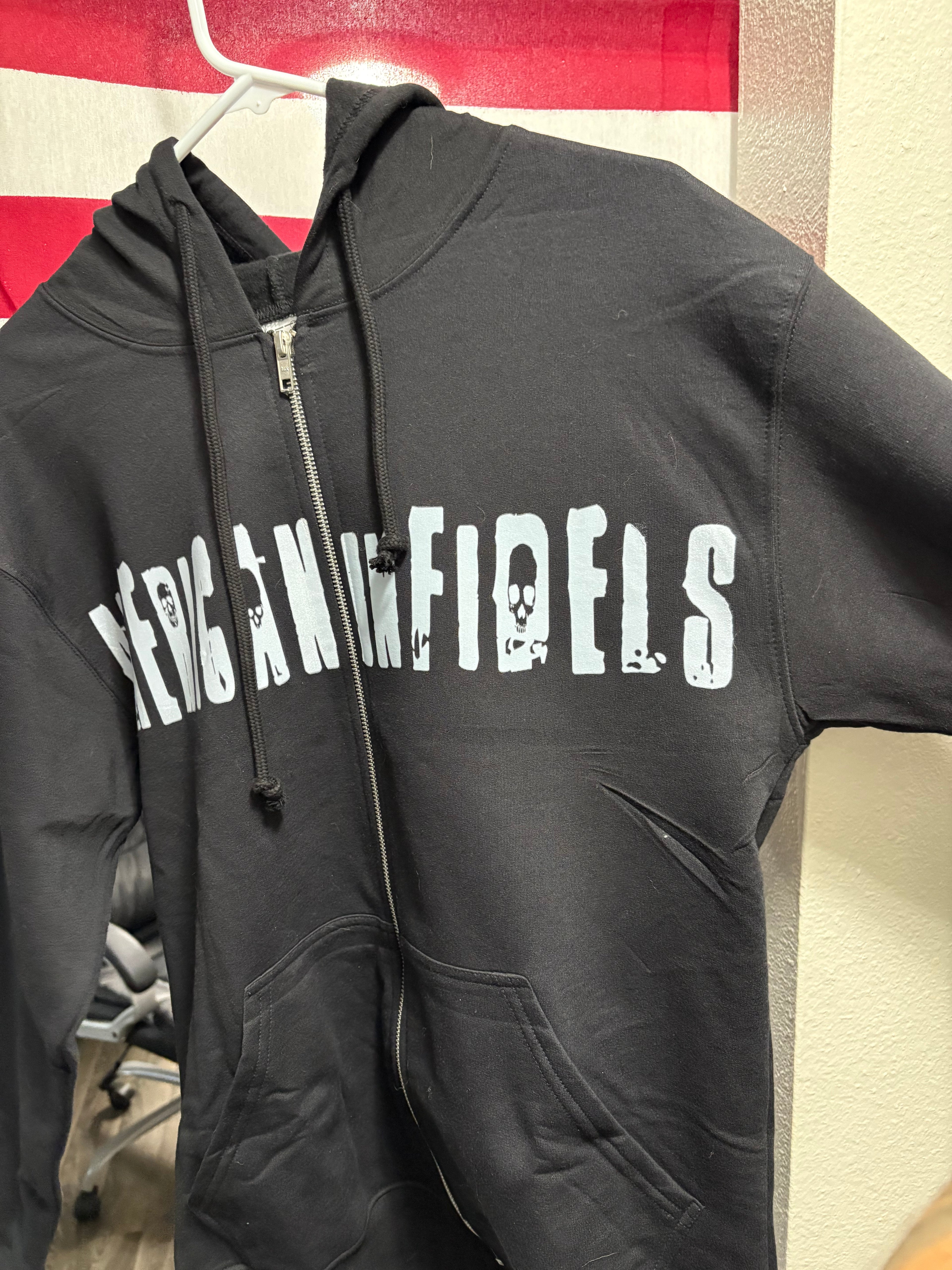 Women's Property of zip up